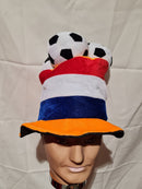 Voetbal hoed neon oranje met 3 voetballen